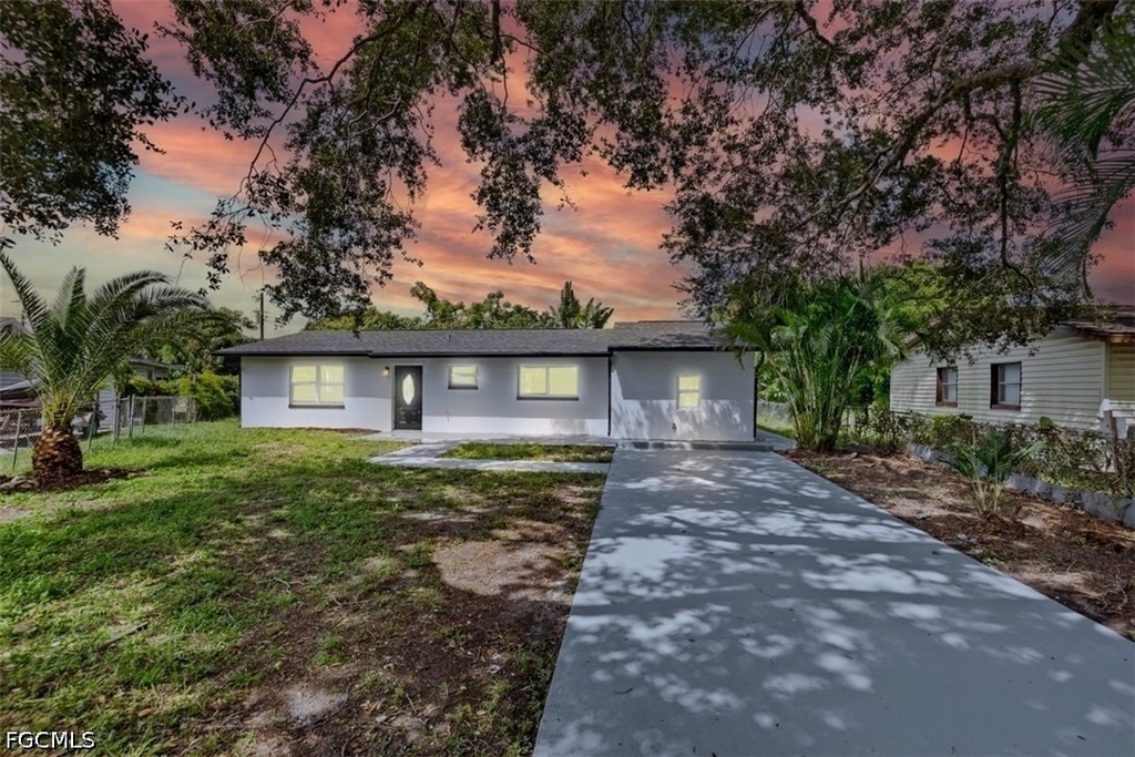 2570 Charleston Park Drive - Photo 0