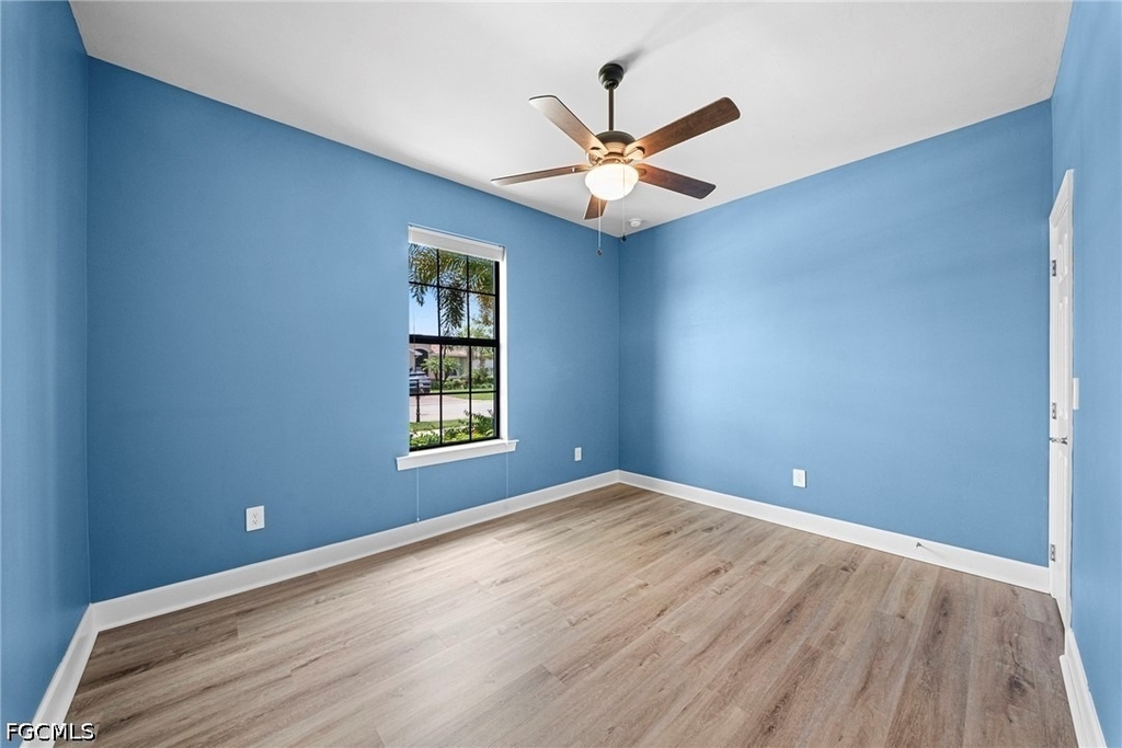 3685 E Hampton Circle - Photo 4