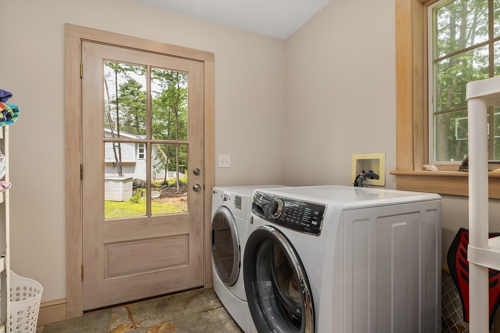 71 W Atlantic - Photo 18