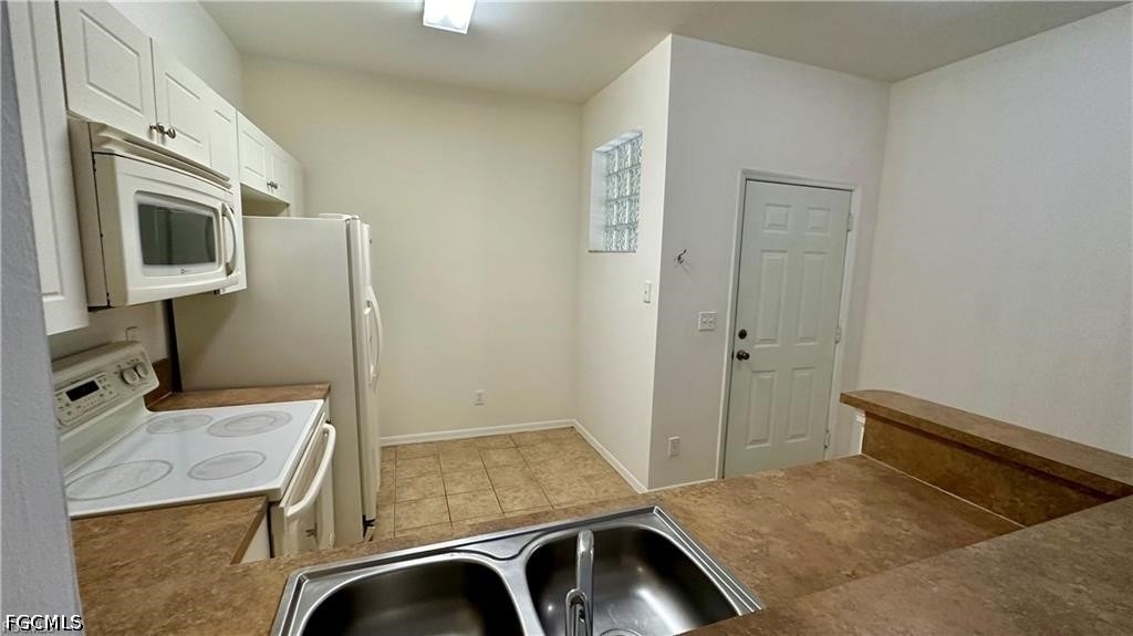 4299 Bellasol Circle - Photo 17