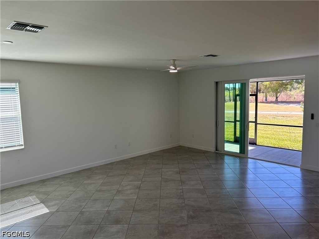 20483 Copperhead Drive - Photo 4