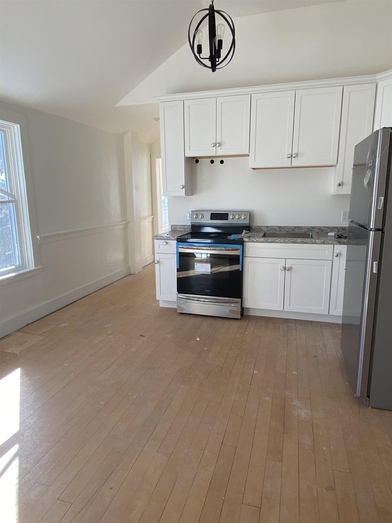 73 Main - Photo 0