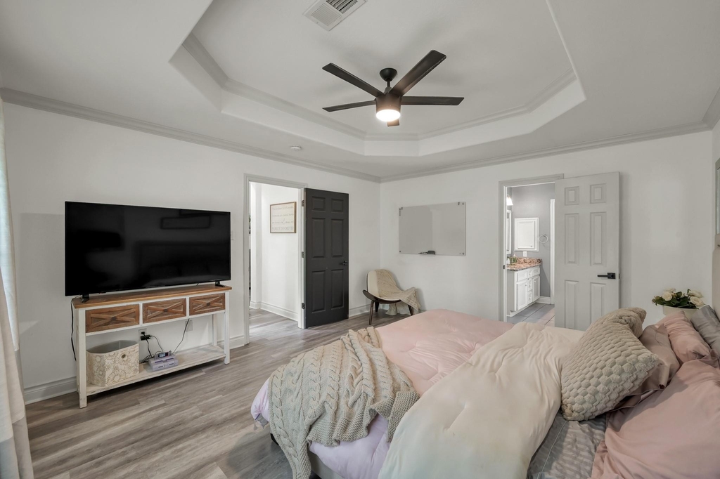 3215 Canterbury Lane - Photo 4