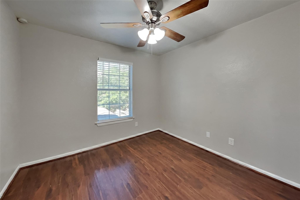 7619 Almond Springs Drive - Photo 15