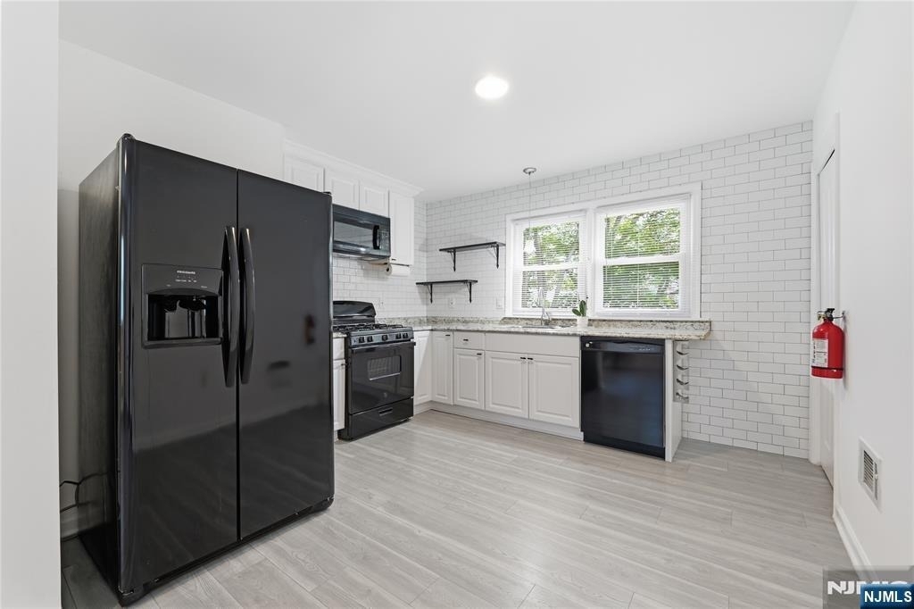 74 Barbara - Photo 13
