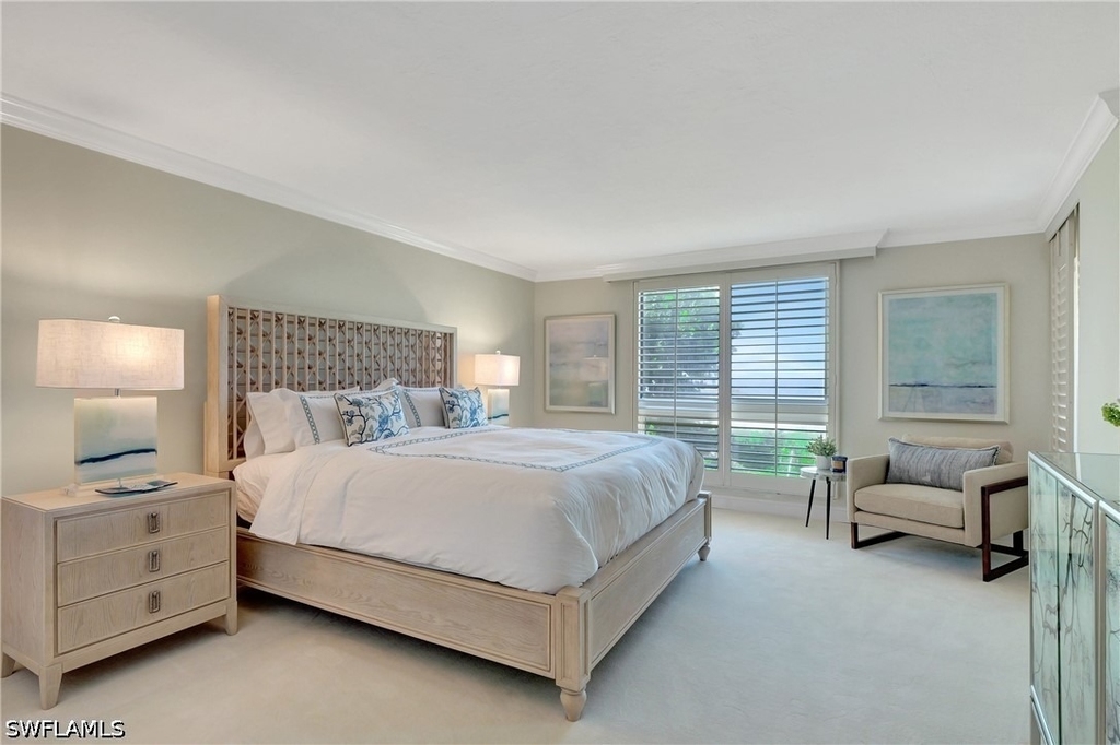 2357 Gulf Shore Boulevard N - Photo 8