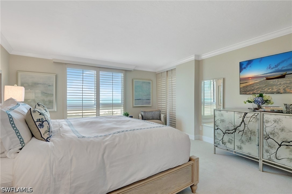 2357 Gulf Shore Boulevard N - Photo 10