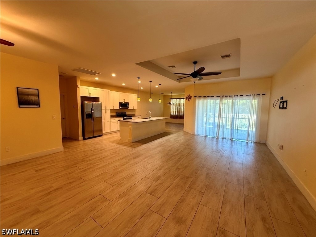5560 Belrose Street - Photo 11