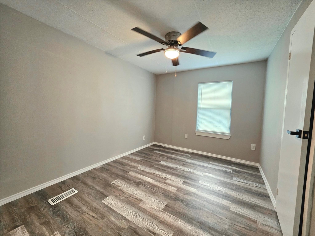 310 Paddock Road - Photo 11