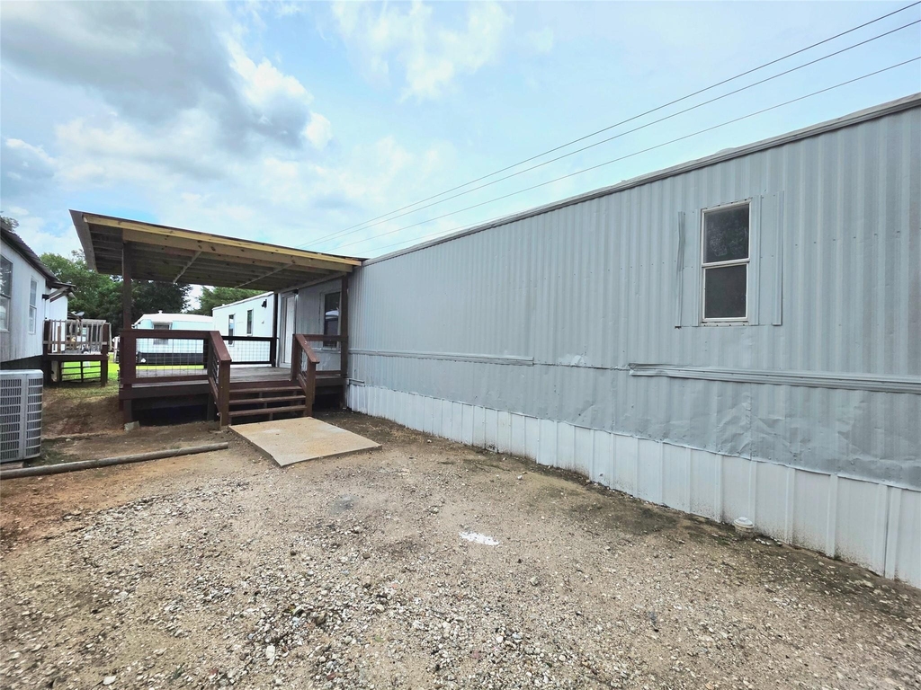 310 Paddock Road - Photo 14