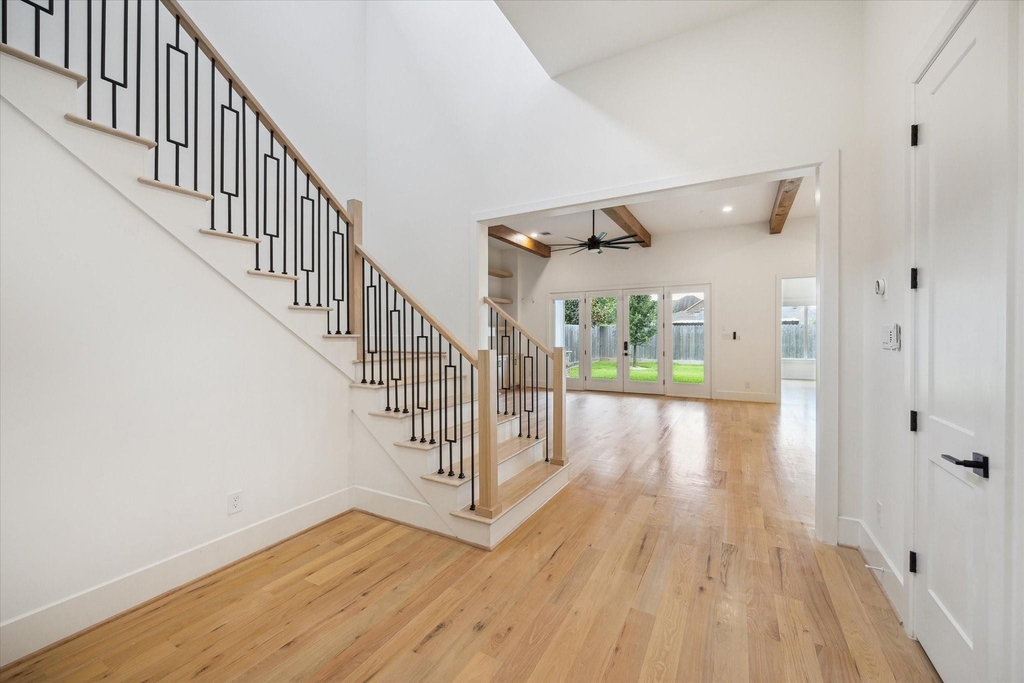 1419 Candlelight Lane - Photo 2