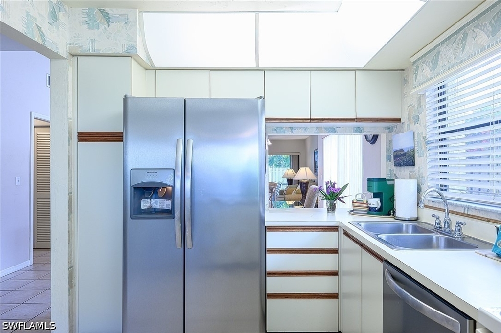 855 Reef Point Circle - Photo 11