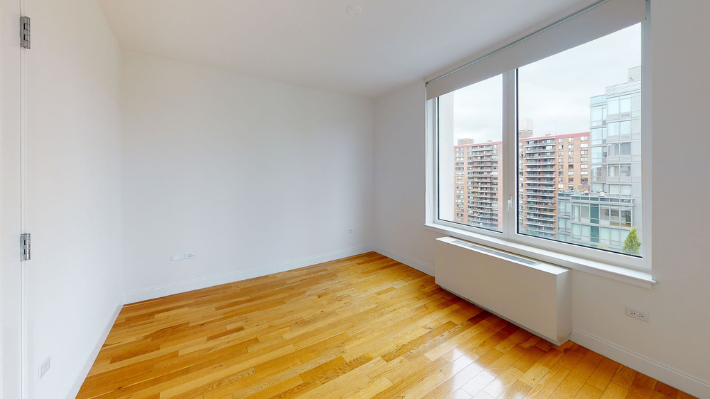 808 Columbus Ave - Photo 4