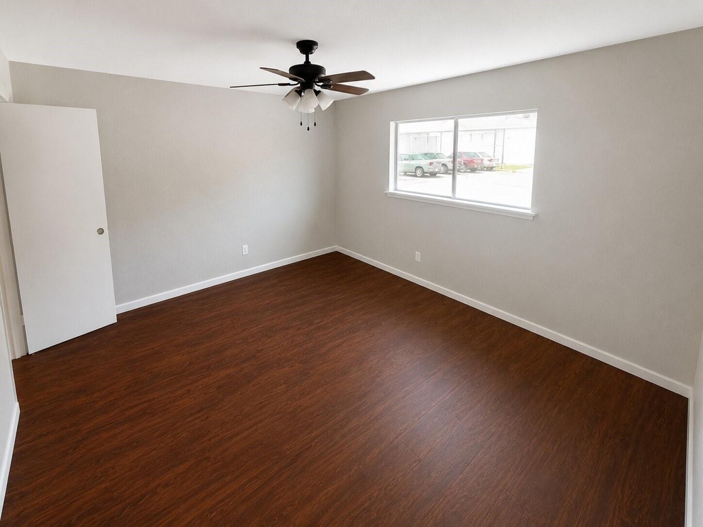 2414 Mimosa Drive - Photo 4