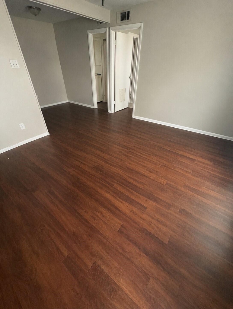 2414 Mimosa Drive - Photo 2