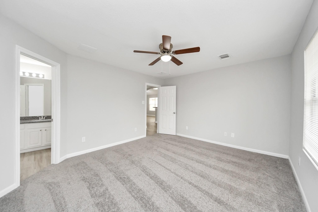 19618 Beachy Court - Photo 15