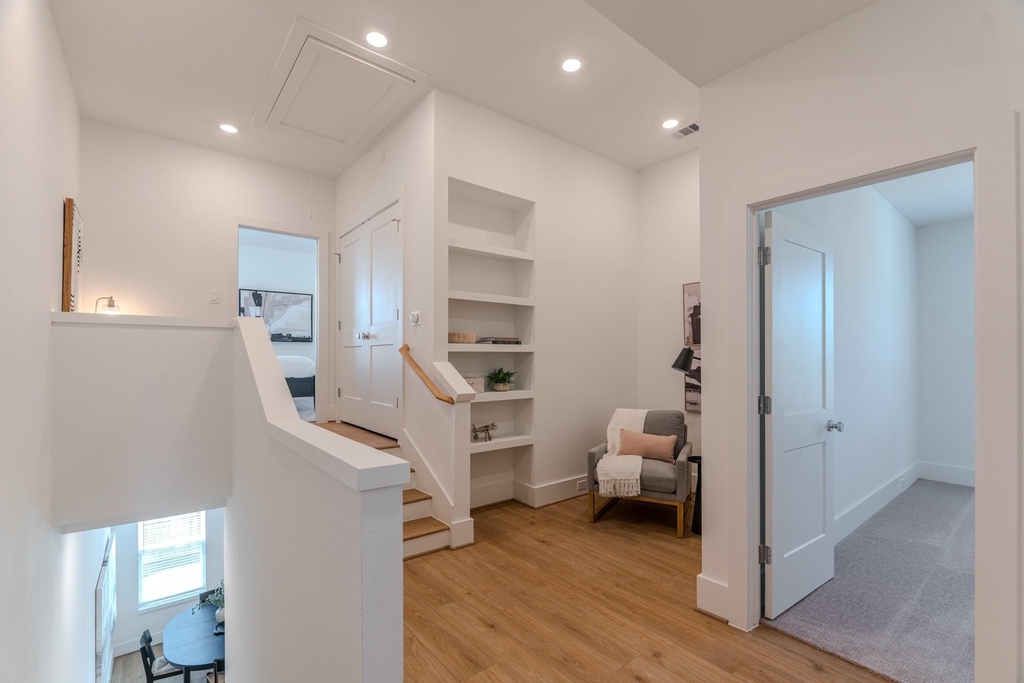 7613 Victory Reserve Street - Photo 25