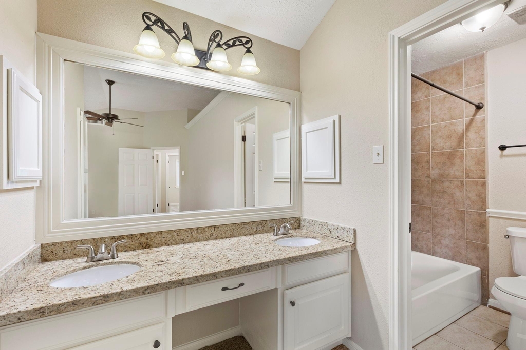 21435 Deerhaven Drive - Photo 18