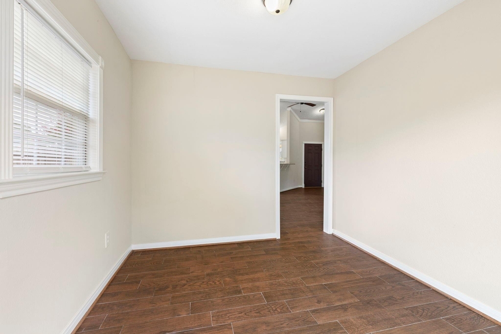 21435 Deerhaven Drive - Photo 14