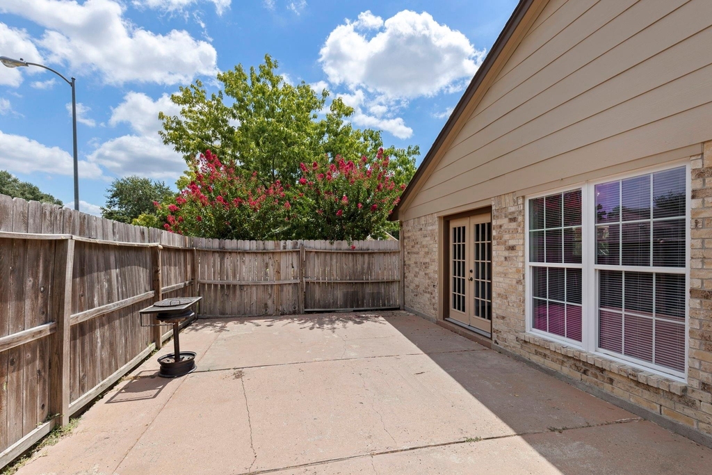 21435 Deerhaven Drive - Photo 24