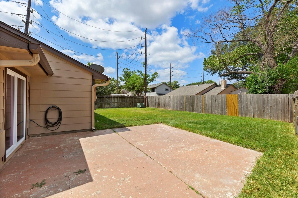 21435 Deerhaven Drive - Photo 25