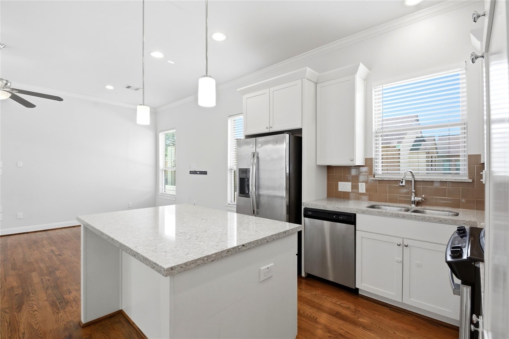 8239 Cambridge Street - Photo 11