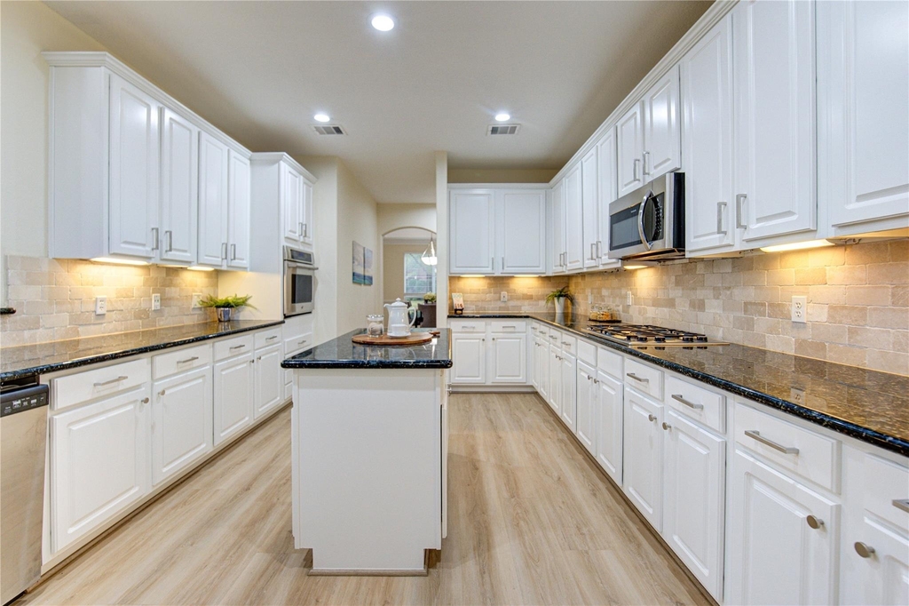 2327 Centerbrook Lane - Photo 16