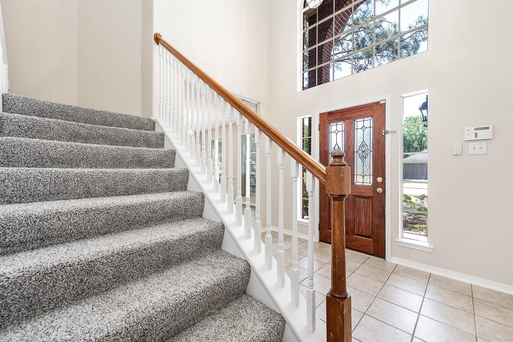 7902 Feather Springs - Photo 5