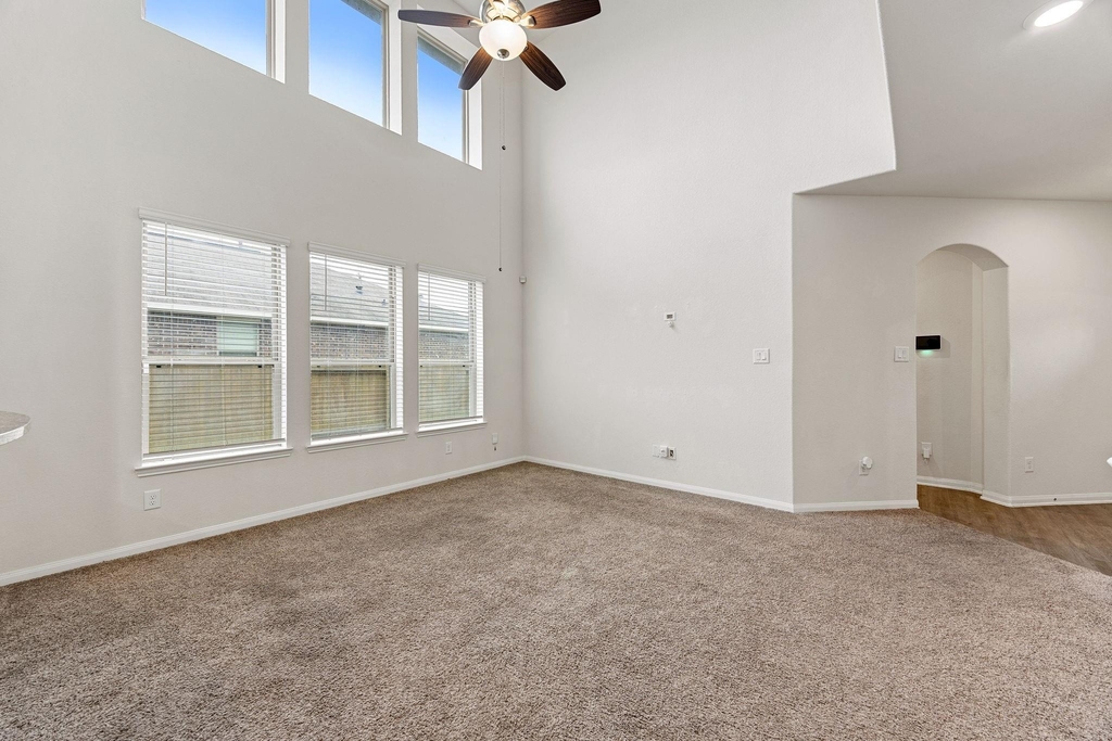 15837 Roberto Clemente Court - Photo 10