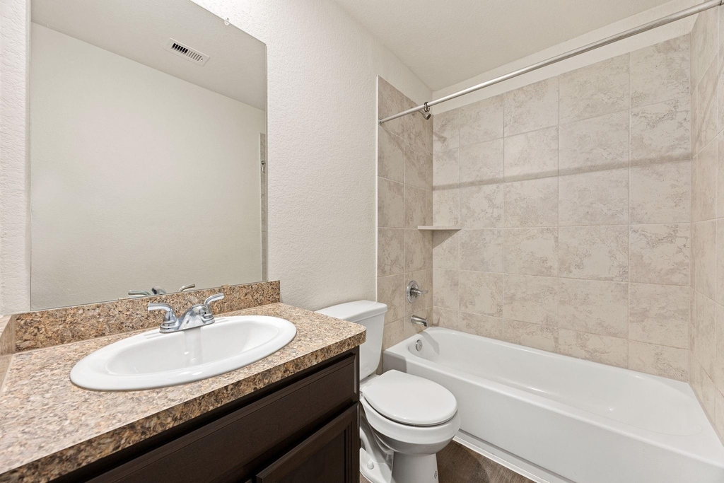 15837 Roberto Clemente Court - Photo 43