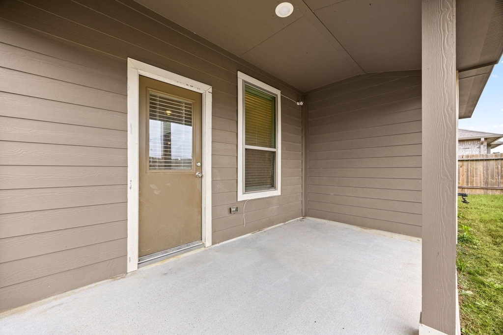 15837 Roberto Clemente Court - Photo 44