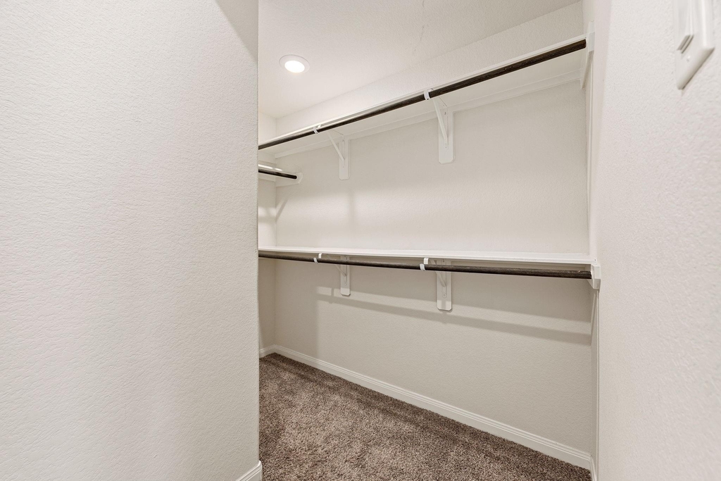 15837 Roberto Clemente Court - Photo 26