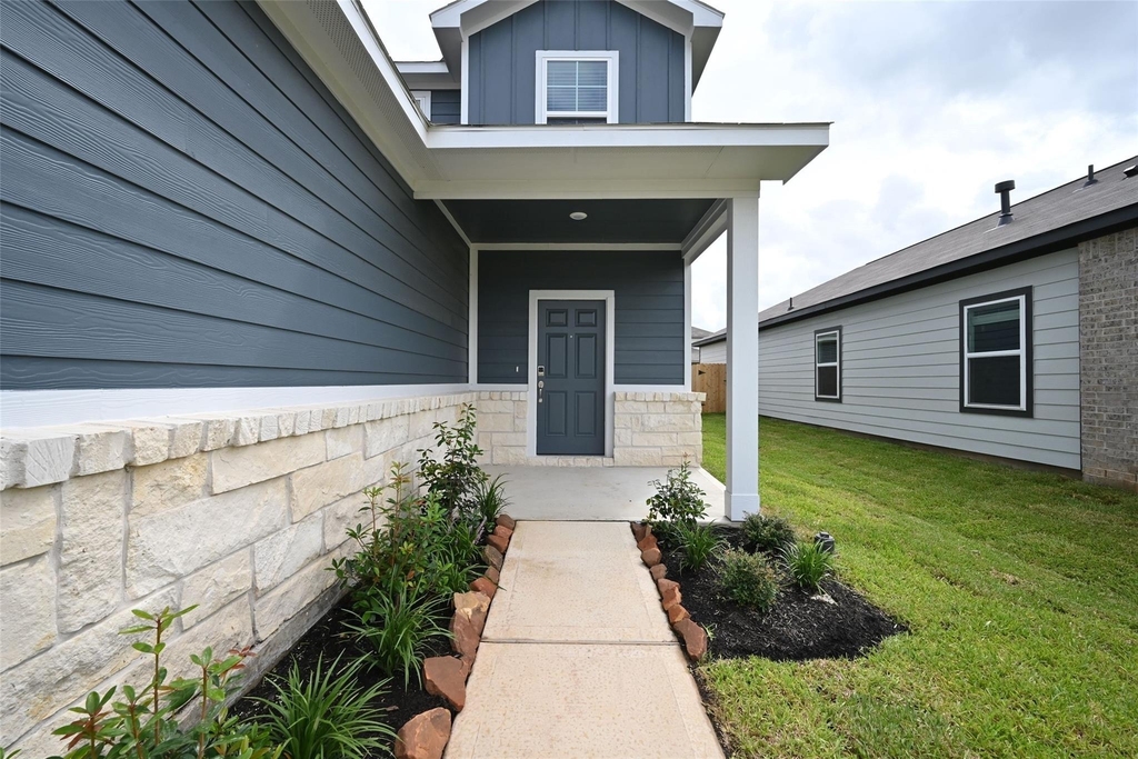 3919 Accolade Crossing - Photo 2