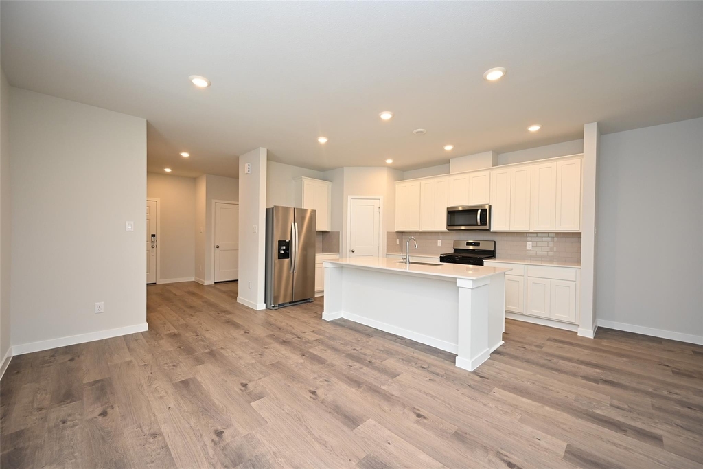 3919 Accolade Crossing - Photo 6