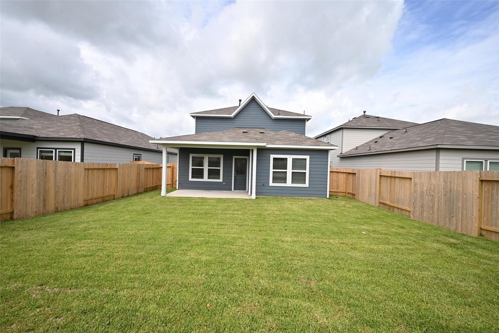 3919 Accolade Crossing - Photo 34