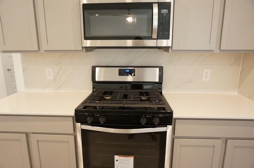 3966 Canyon Shore Lane - Photo 9