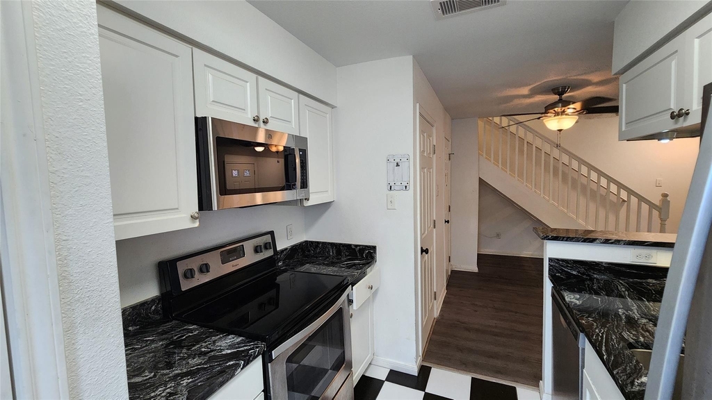 3600 Jeanetta Street - Photo 12