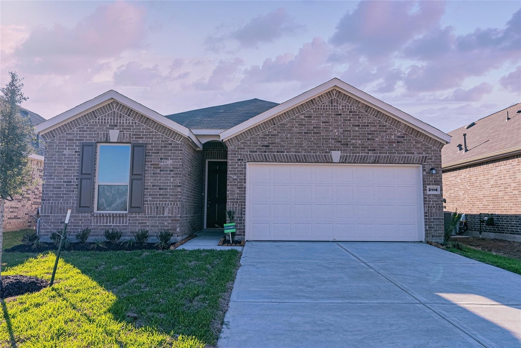 2114 Damasi Ln - Photo 1