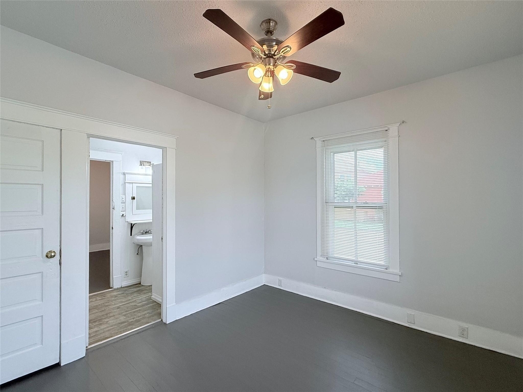1924 26th Street - Photo 20
