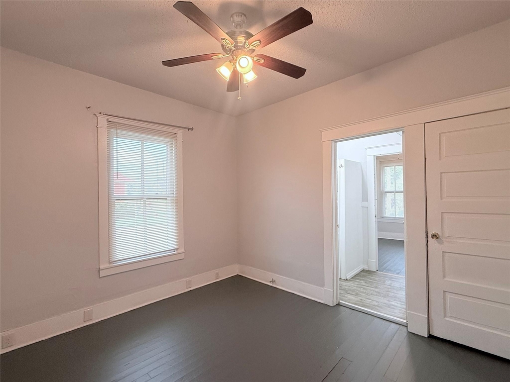 1924 26th Street - Photo 26