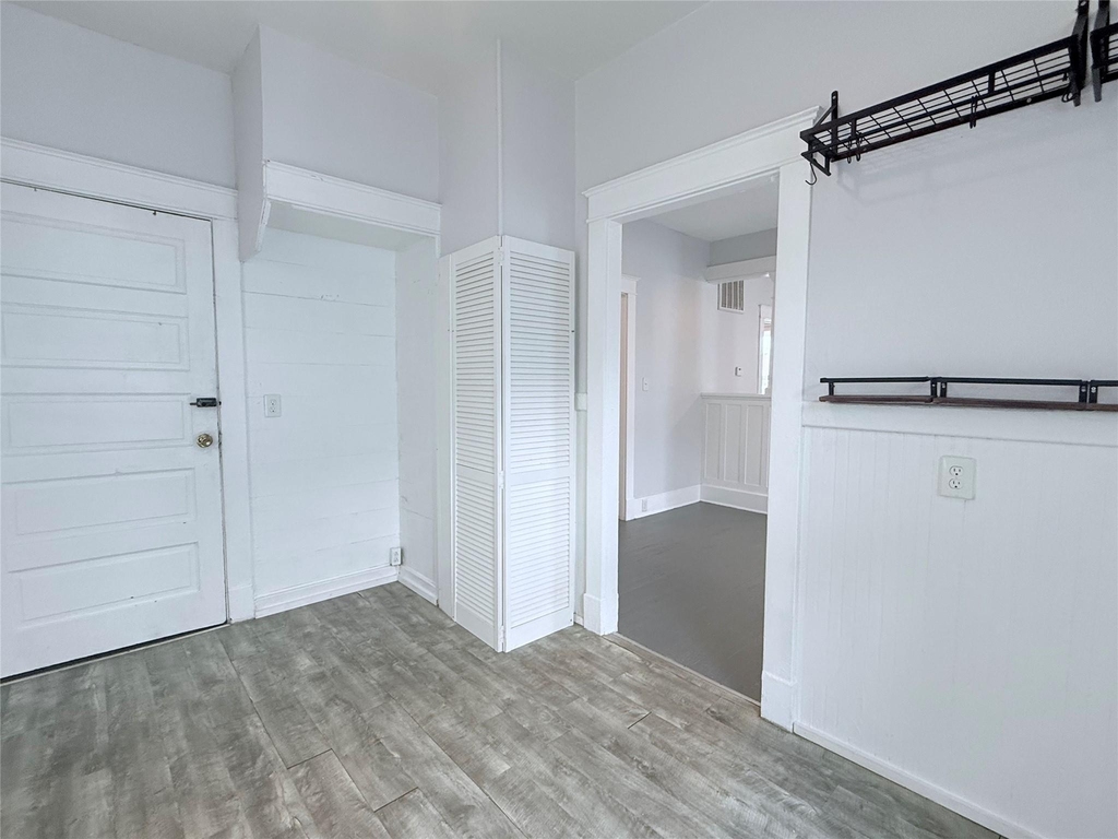 1924 26th Street - Photo 15