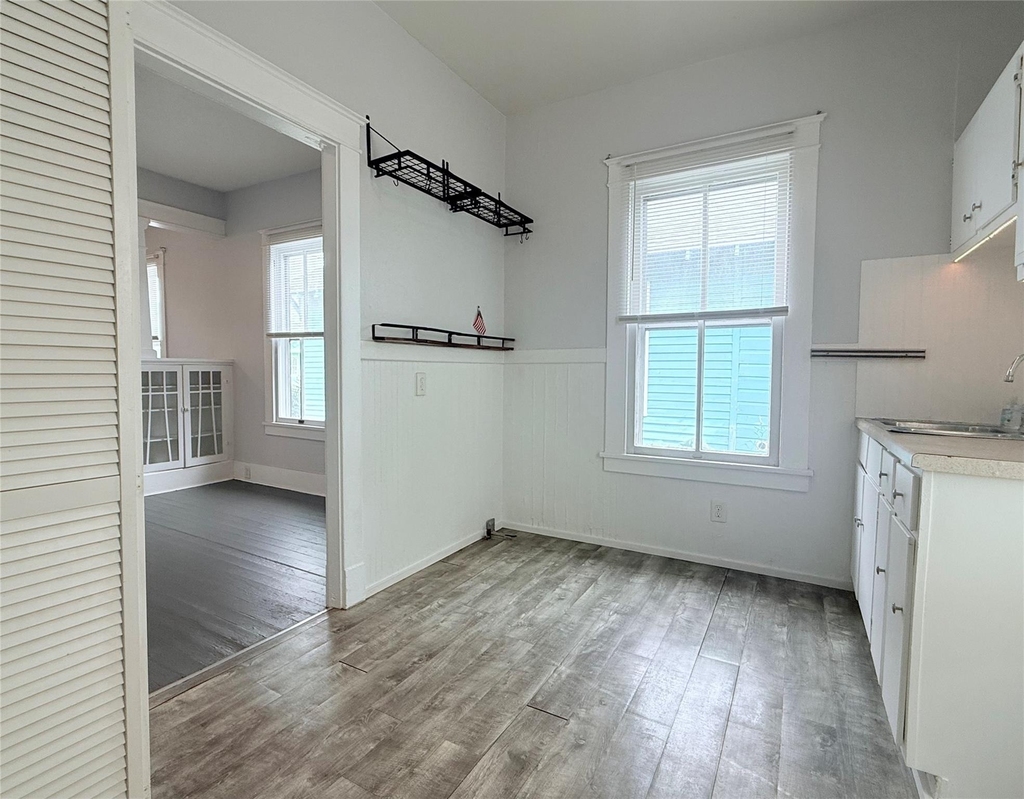 1924 26th Street - Photo 16