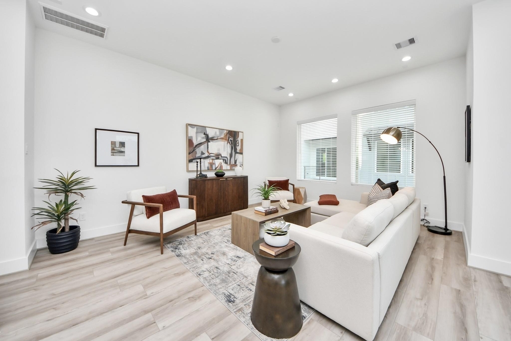 7723 Hammerly Boulevard - Photo 13