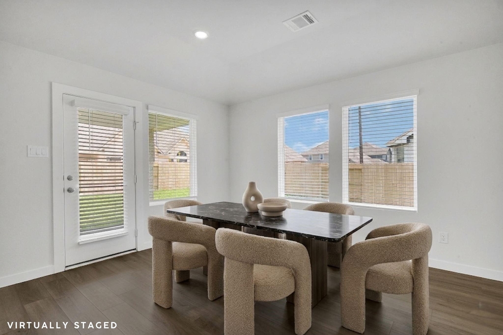 2634 Chivalry Lane - Photo 20
