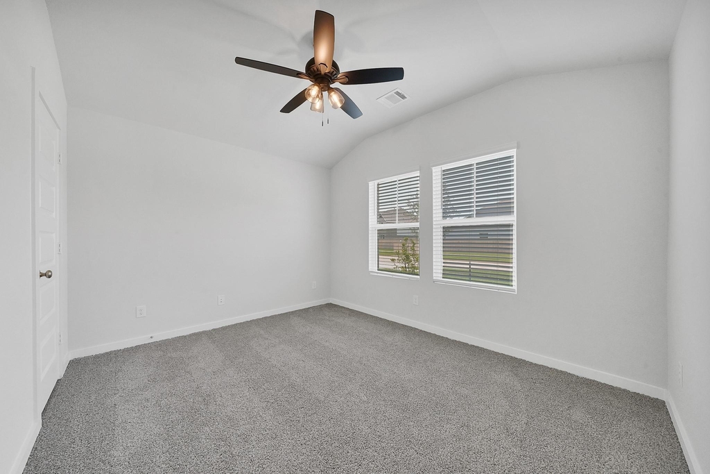 2634 Chivalry Lane - Photo 32