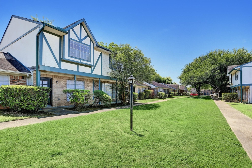 1111 Lyric Lane - Photo 1