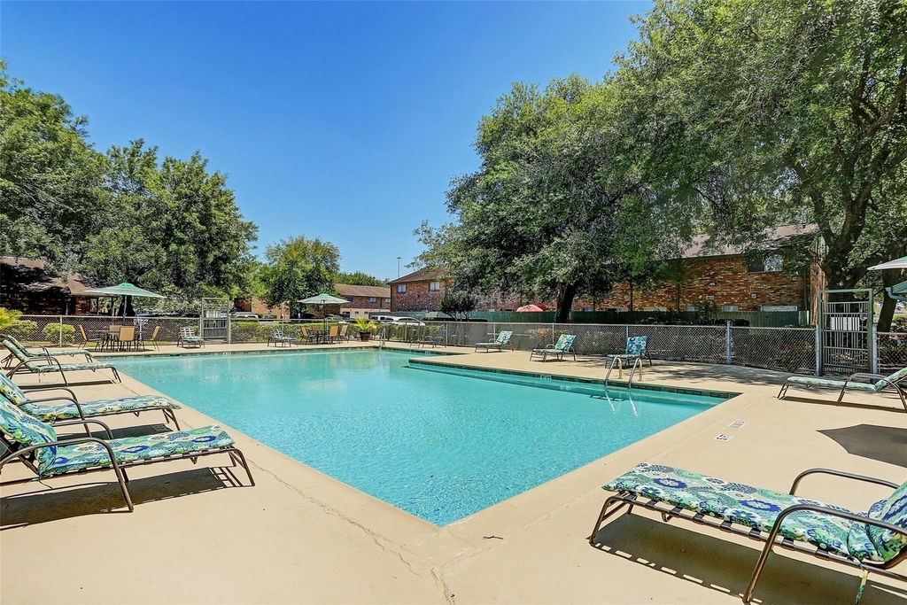 1111 Lyric Lane - Photo 8