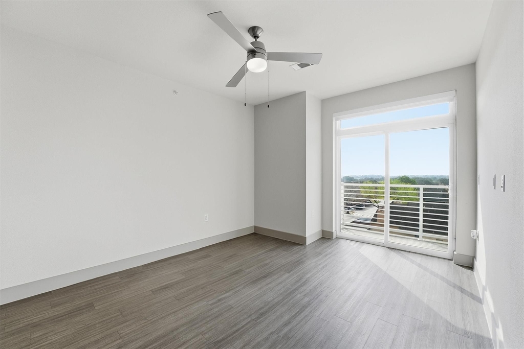 6955 Turtlewood Drive - Photo 4