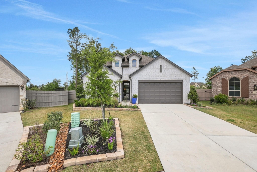 17710 Fernweh Court - Photo 1