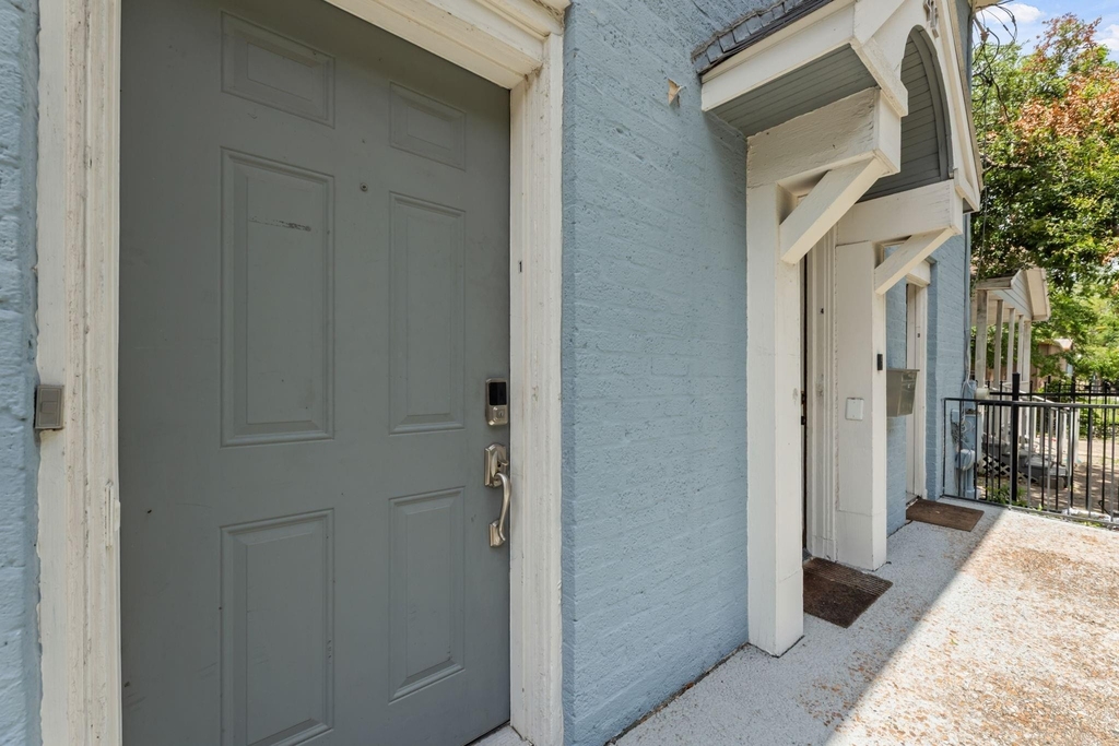 412 Drew Street - Photo 22